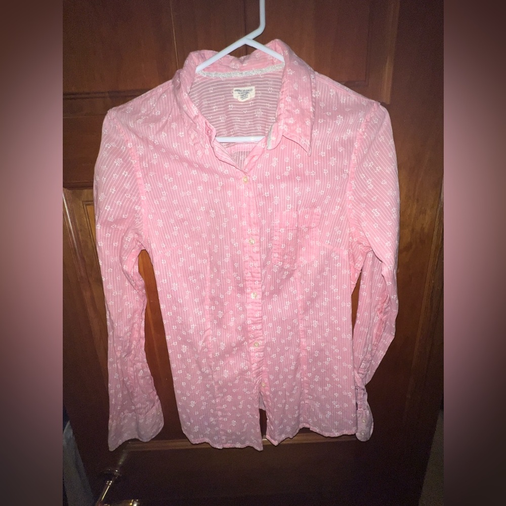 American eagle pink floral button down
